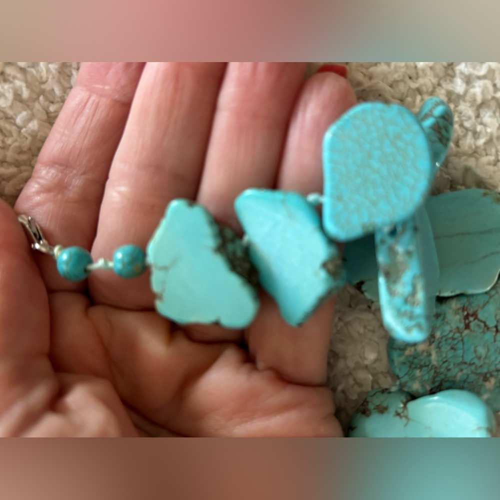 Erica Lyons Gorgeous Stone Slab Statement Necklace - Picture 9 of 11
